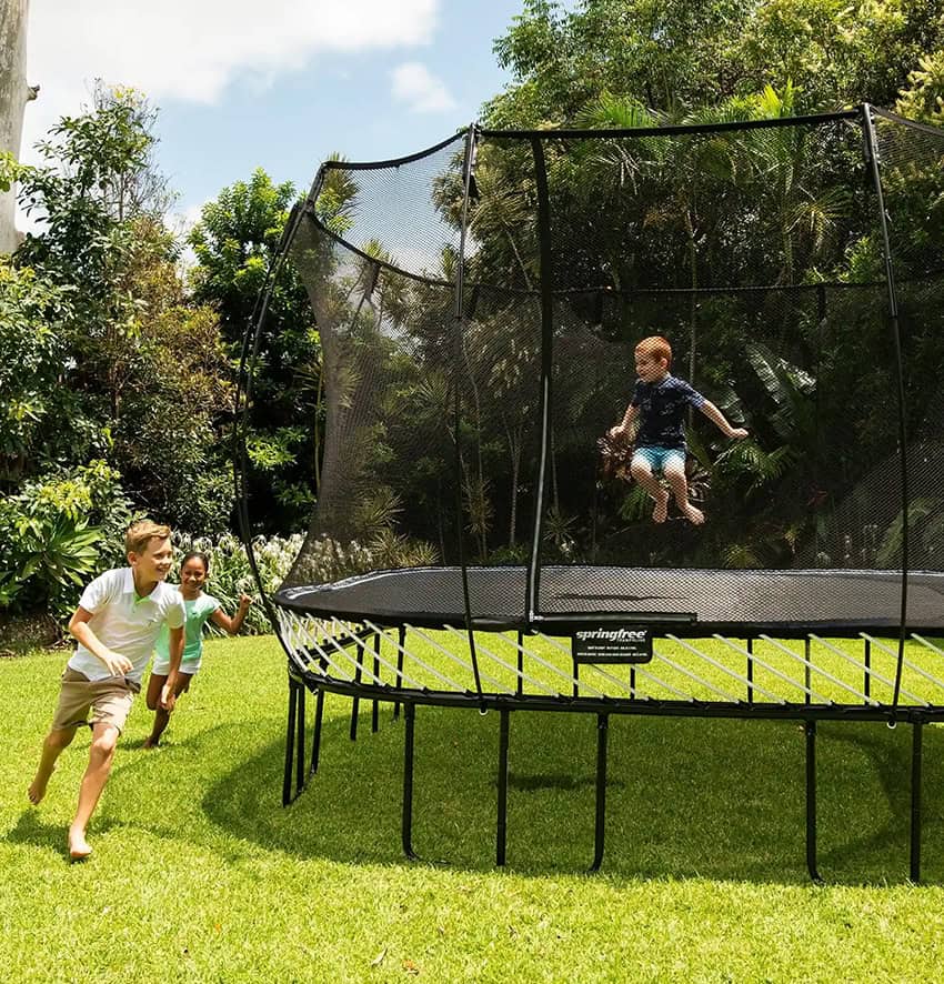 Springfree 13'x13' Jumbo Square Trampoline (Includes Hoop, Ladder